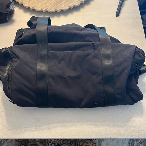 lululemon athletica Bags Lululemon Gym Duffle Bag Poshmark